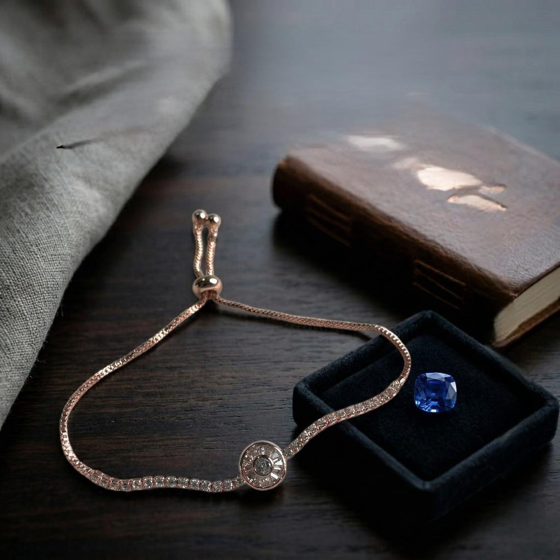 Crystal Round Adjustable Bracelet - Rose Gold